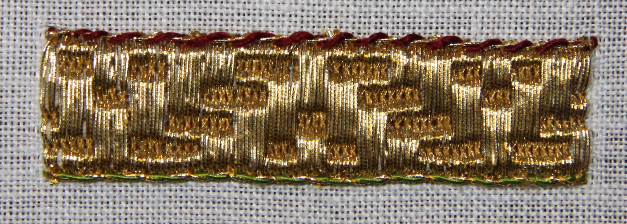 Medieval Goldwork Tutorial - finished sample of textured orphrey panel border