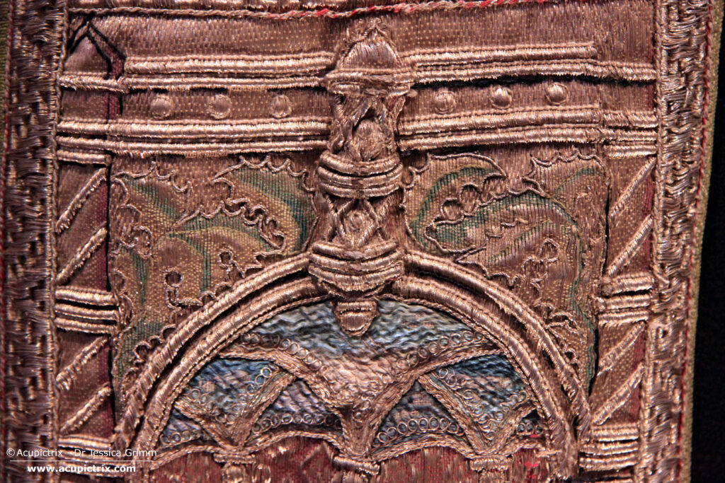 Late medieval goldwork embroidery - detail orphrey