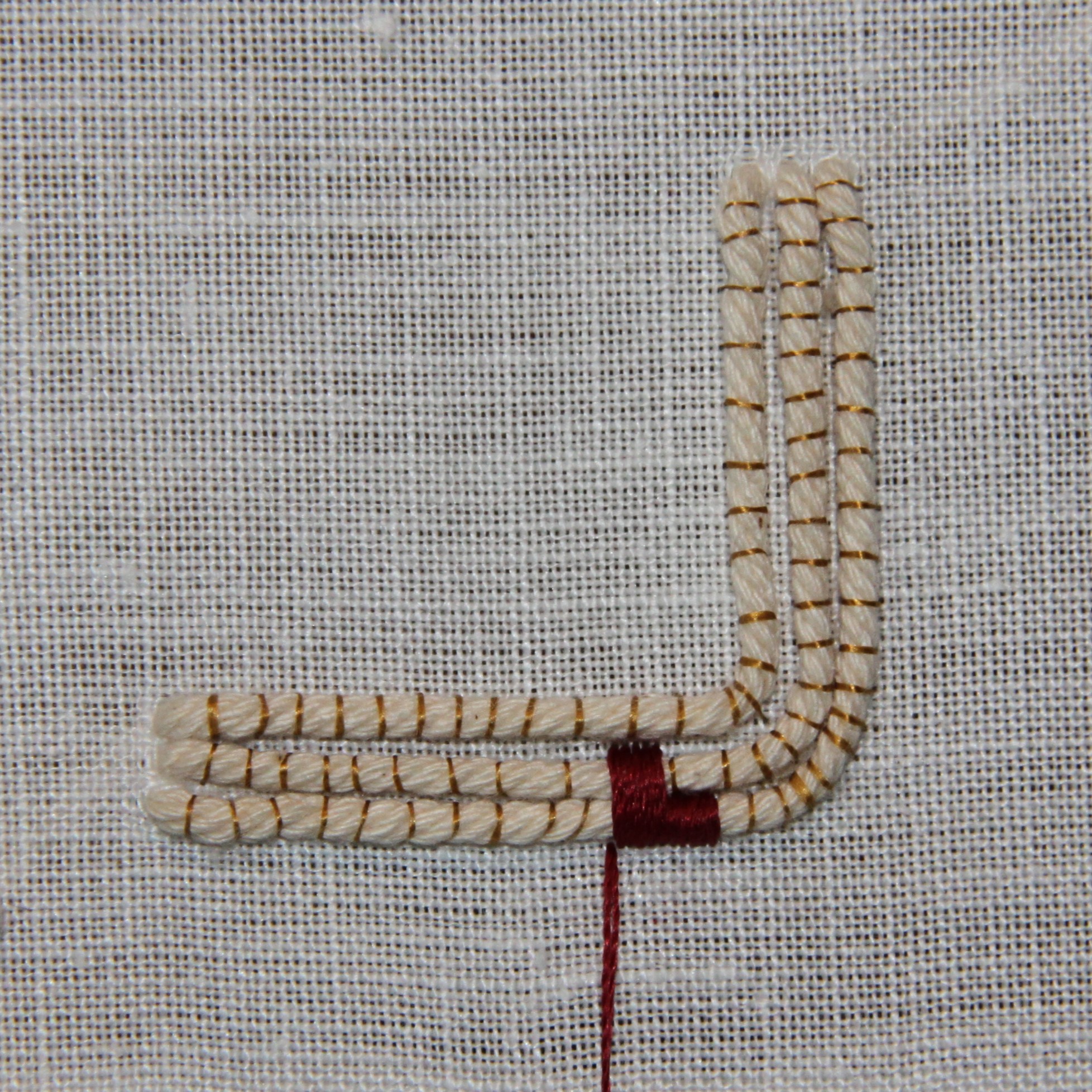 Embroidery Tutorial - Turning a Corner