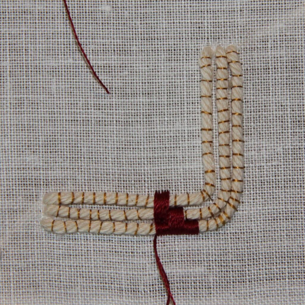 Embroidery Tutorial - Turning a Corner
