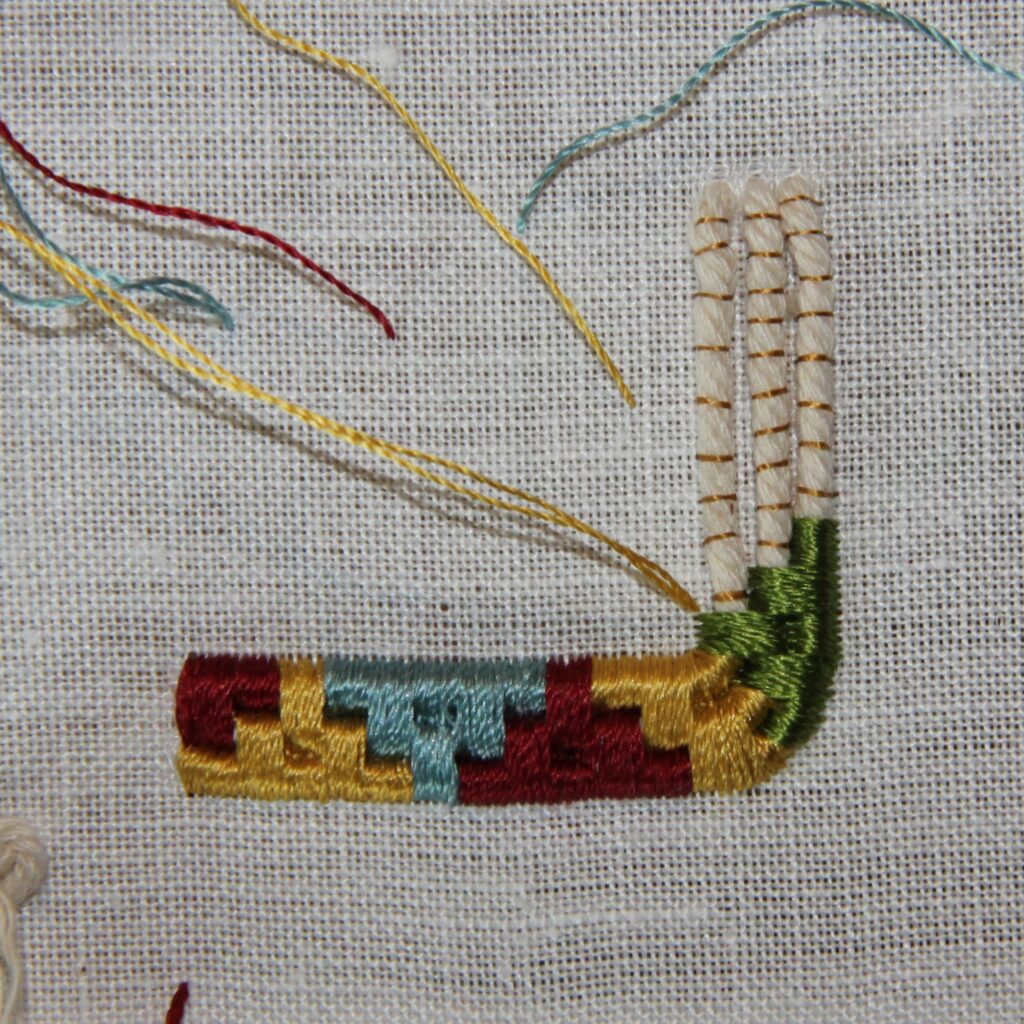 Embroidery Tutorial - Turning a Corner