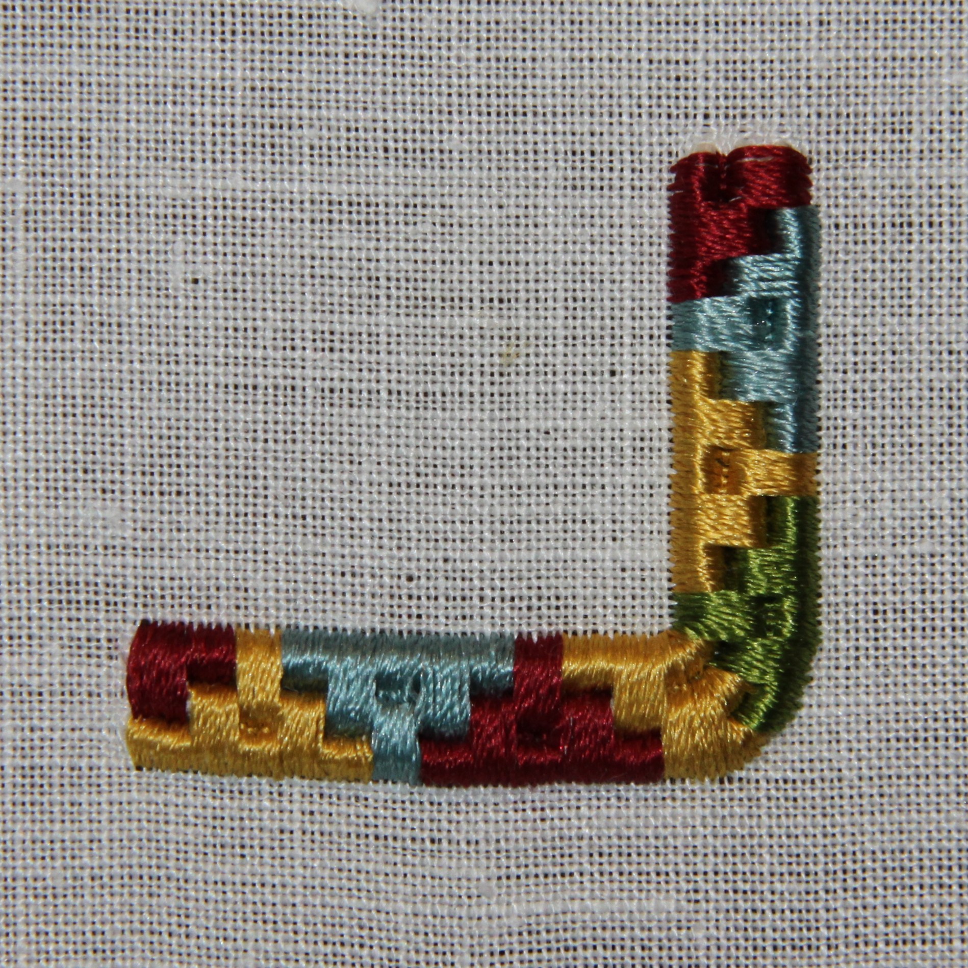 Embroidery Tutorial - Turning a Corner