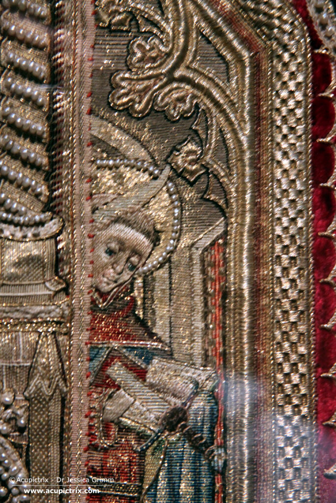 Order of the Golden Fleece - Dalmatic detail, Imperial Treasury Vienna, Inv. Nr. KK 16.