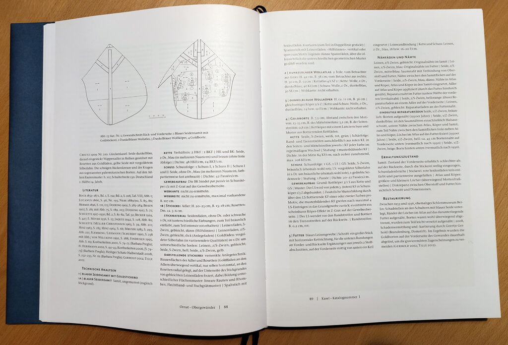 Book Review - Die Textilien im Domschatz zu Halberstadt