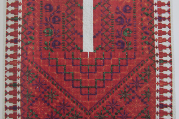 Fallahi embroidery - original crossstitch pattern in red and green on white linen